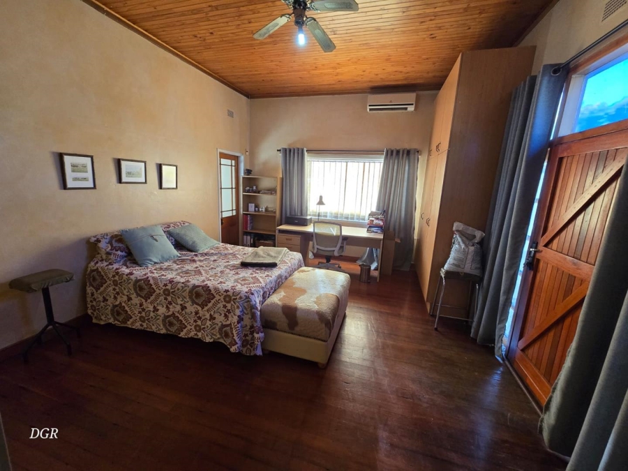 4 Bedroom Property for Sale in Herlear Northern Cape